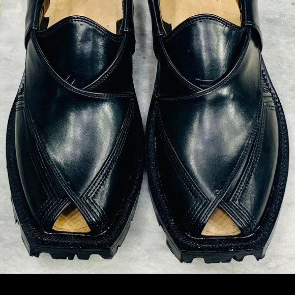 Traditional Black Peshawari Chappal, Handcrafted Leather Chappal, Black Sandals main image 7